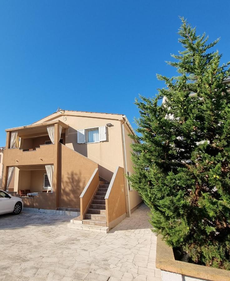 Apartments Bagic Vir Bagian luar foto